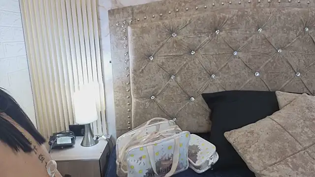 AnastasiaColeman online show from April 15, 7:54 pm