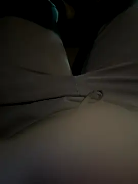 Snapshot of angelfreeks chatting on September 16, 1:06 am angelfreeks online show from September 16, 1:06 am