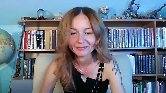 Foxilady357 online show from September 14, 2:16 pm