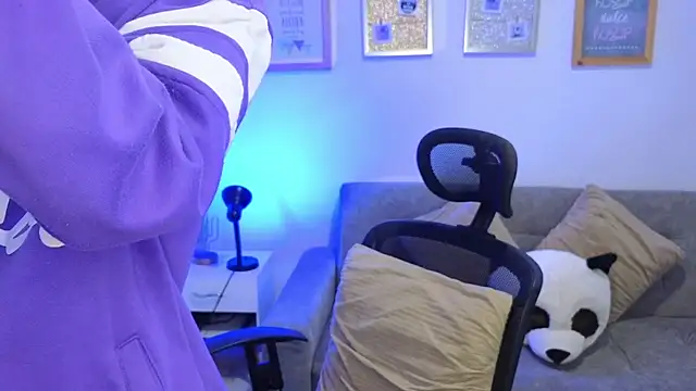 yulian vasquez online show from December 16, 12:21 pm