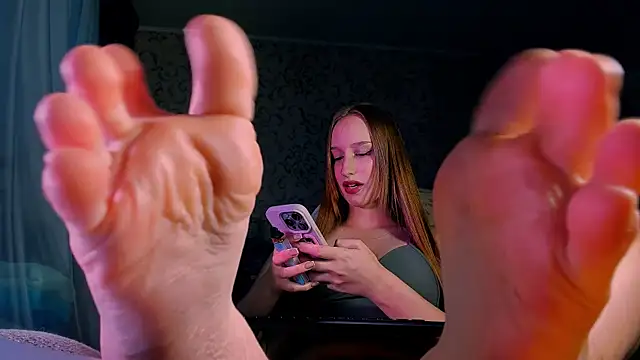 DarcySiren online show from October 13, 7:52 am