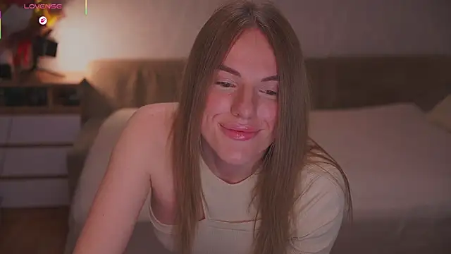 Snapshot of Vanille_Mystery chatting on December 2, 10:05 pm Vanille Mystery online show from December 2, 10:05 pm