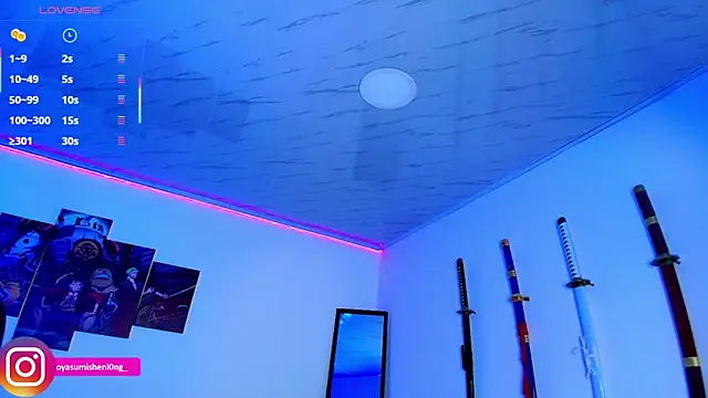 Snapshot of Nicorobinn chatting on October 2, 12:06 am Nicorobinn online show from October 2, 12:06 am