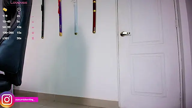 Snapshot of Nicorobinn chatting on February 19, 9:11 pm Nicorobinn online show from February 19, 9:11 pm