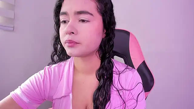 Arianna Jannes online show from March 6, 4:25 pm