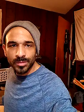 BEBE5757 online show from November 8, 10:04 am