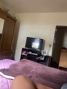 Snapshot of PIROCAGG21 chatting on October 27, 6:23 pm PIROCAGG21 online show from October 27, 6:23 pm