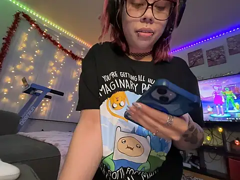 moan4mona online show from February 23, 1:47 am