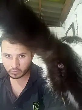 Snapshot of santiii___12 chatting on November 20, 11:15 pm santiii 12 online show from November 20, 11:15 pm