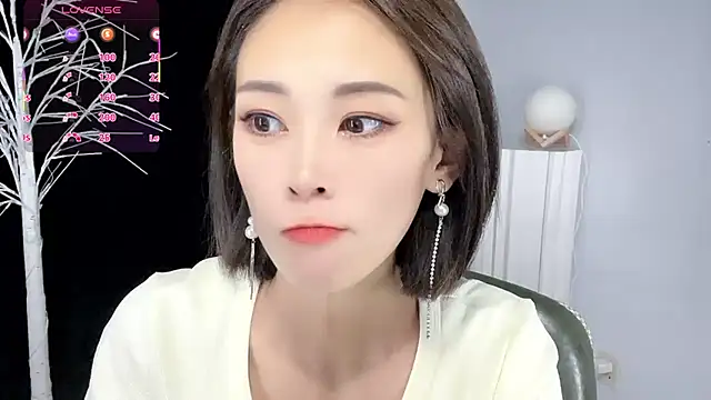 Snapshot of xiaoyue8888 chatting on October 2, 2:29 am xiaoyue8888 online show from October 2, 2:29 am