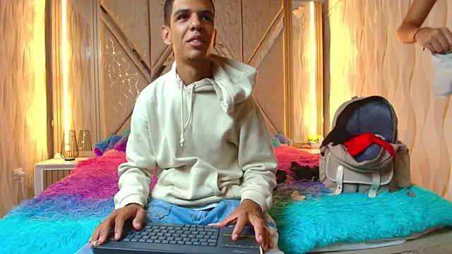 Hotcouple 222 online show from October 14, 7:20 am