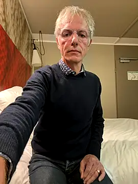 SexyLeon8 online show from September 16, 7:26 pm