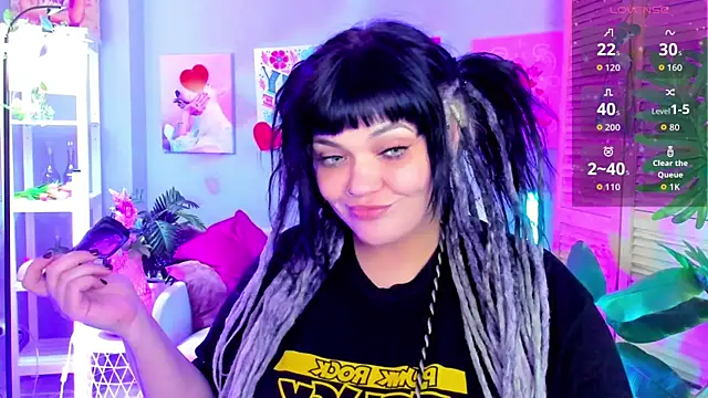 MaryHarrys online show from April 15, 11:17 am