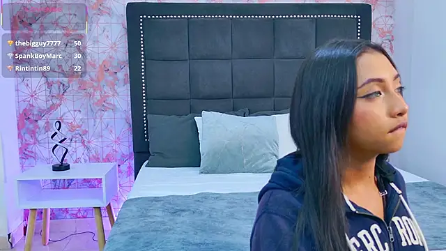 Snapshot of Becca_Grims chatting on September 25, 3:21 am Becca Grims online show from September 25, 3:21 am