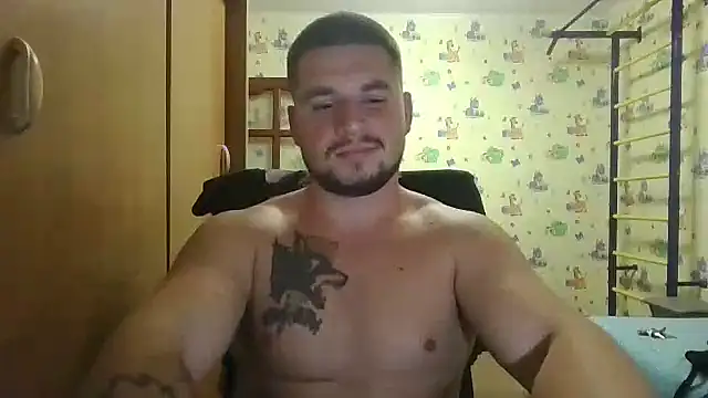 chiraq1945 online show from September 25, 8:01 pm