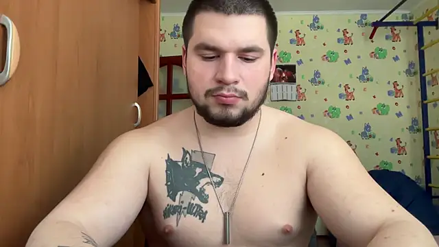 chiraq1945 online show from February 10, 6:50 am