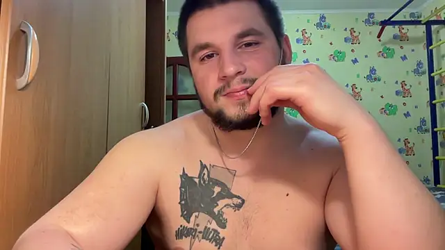 chiraq1945 online show from February 20, 7:47 pm