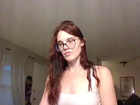 Snapshot of Miss_honey94 chatting on December 21, 12:12 pm Miss honey94 online show from December 21, 12:12 pm