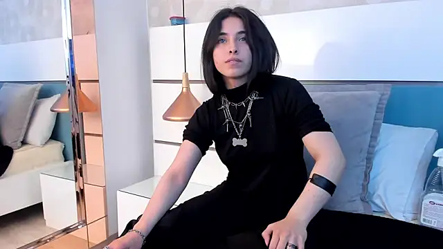 Snapshot of Ashkoreh chatting on November 2, 6:32 pm Ashkoreh online show from November 2, 6:32 pm