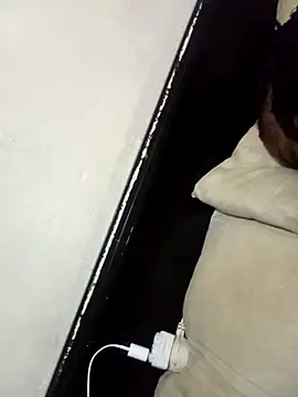 Snapshot of Khutsomokaka4 chatting on November 9, 2:21 am Khutsomokaka4 online show from November 9, 2:21 am