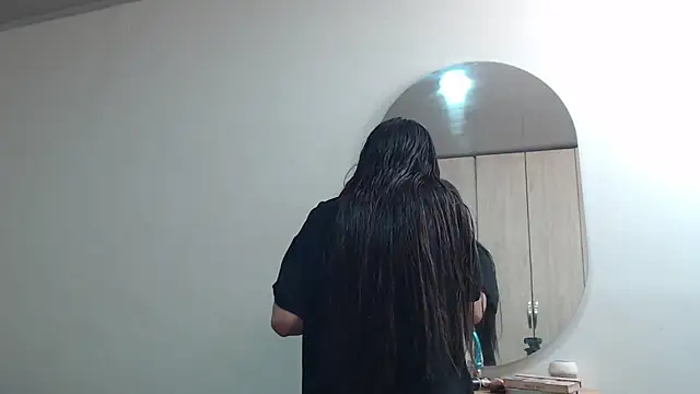 pinky f00x online show from February 6, 8:12 pm