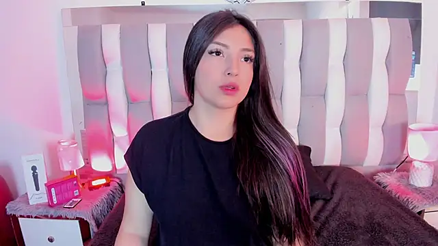 Adaara Rey online show from September 14, 6:29 pm