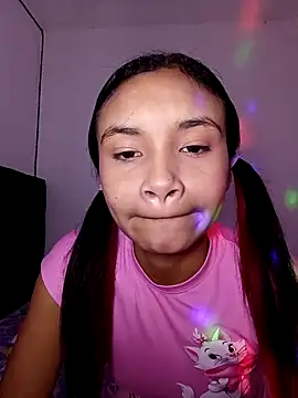 liz7skinny online show from March 27, 9:25 pm