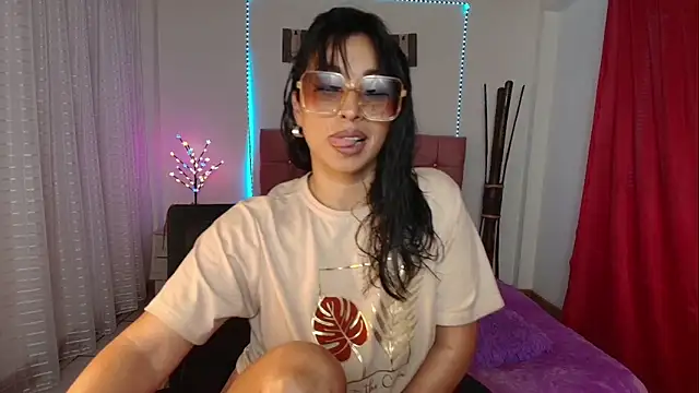 hannagomez 24 online show from February 4, 10:47 pm