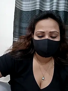 Snapshot of Mow_955 chatting on October 22, 6:40 pm Mow 955 online show from October 22, 6:40 pm