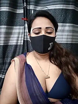 Snapshot of Mow_955 chatting on December 17, 5:52 pm Mow 955 online show from December 17, 5:52 pm