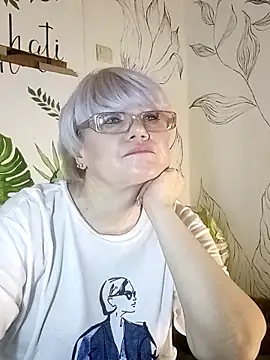 Catty Lady online show from February 1, 7:12 pm