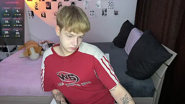 Snapshot of olivertasty chatting on September 10, 2:06 pm olivertasty online show from September 10, 2:06 pm