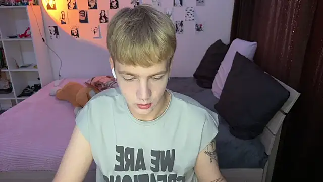 Snapshot of olivertasty chatting on September 25, 9:46 am olivertasty online show from September 25, 9:46 am