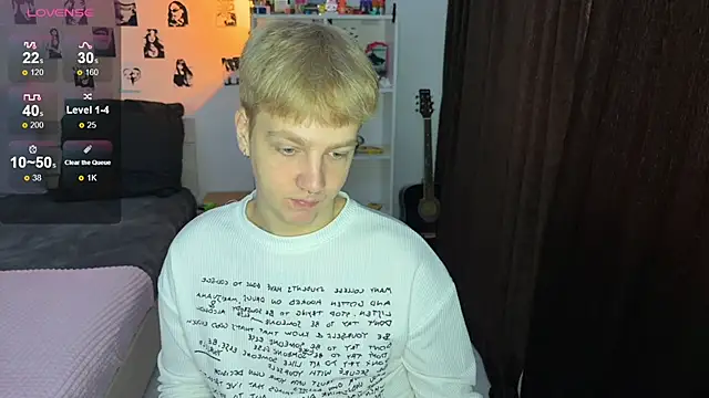 Snapshot of olivertasty chatting on October 13, 1:00 pm olivertasty online show from October 13, 1:00 pm