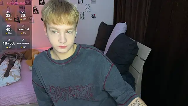 Snapshot of olivertasty chatting on October 17, 2:30 pm olivertasty online show from October 17, 2:30 pm