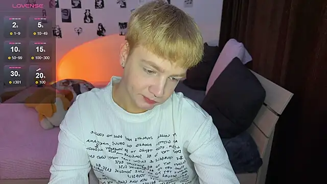 Snapshot of olivertasty chatting on October 20, 1:00 pm olivertasty online show from October 20, 1:00 pm