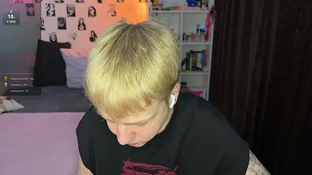 Snapshot of olivertasty chatting on November 13, 1:54 pm olivertasty online show from November 13, 1:54 pm