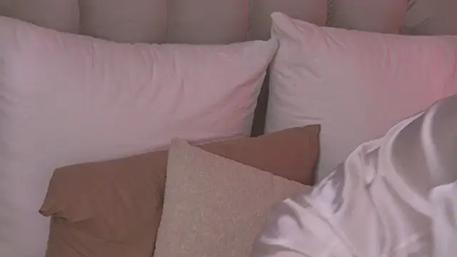 miamunn online show from March 23, 7:07 pm