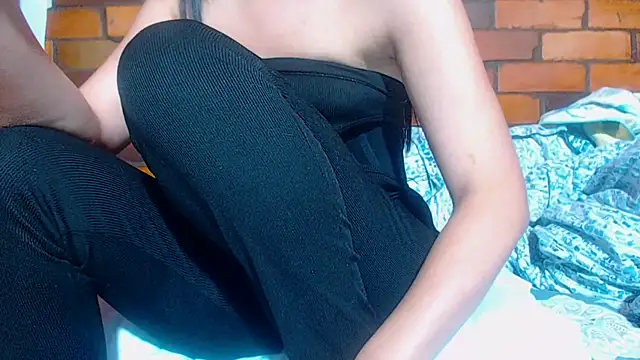 Snapshot of sabrina_v_ chatting on September 16, 1:50 am sabrina v online show from September 16, 1:50 am