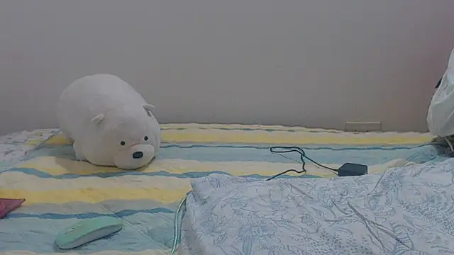 Snapshot of sabrina_v_ chatting on October 10, 12:53 am sabrina v online show from October 10, 12:53 am