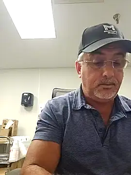 FlirtyOneForU online show from January 14, 10:36 pm