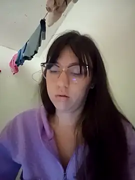 lareinalareinadelanal online show from October 29, 12:29 pm