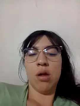 Snapshot of lareinalareinadelanal chatting on October 30, 12:39 pm lareinalareinadelanal online show from October 30, 12:39 pm