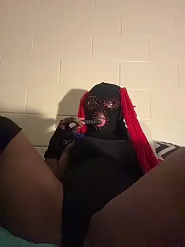 masked doll kashi online show from December 4, 10:02 am