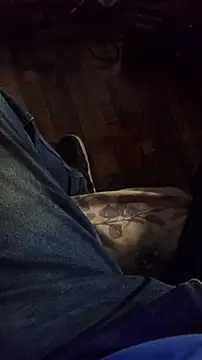 Snapshot of Mati165733 chatting on October 26, 1:00 am Mati165733 online show from October 26, 1:00 am