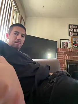 Snapshot of himNIGuys chatting on November 10, 9:58 pm himNIGuys online show from November 10, 9:58 pm