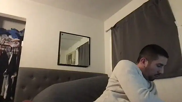 Snapshot of himNIGuys chatting on November 26, 2:51 pm himNIGuys online show from November 26, 2:51 pm