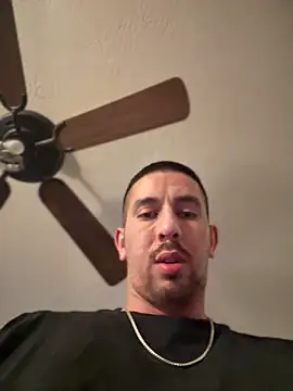 Snapshot of himNIGuys chatting on December 13, 11:32 pm himNIGuys online show from December 13, 11:32 pm