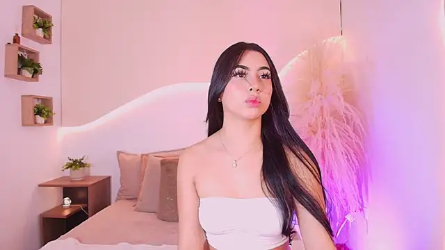 maia lia  online show from September 11, 7:14 pm