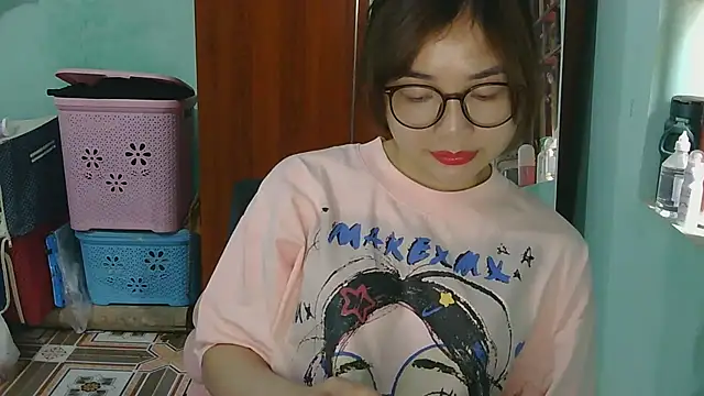 Uhem112 online show from October 6, 12:41 am